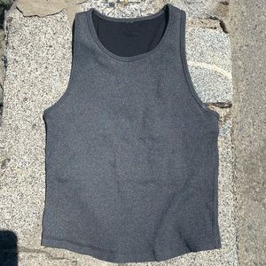Vuori Cropped Tank